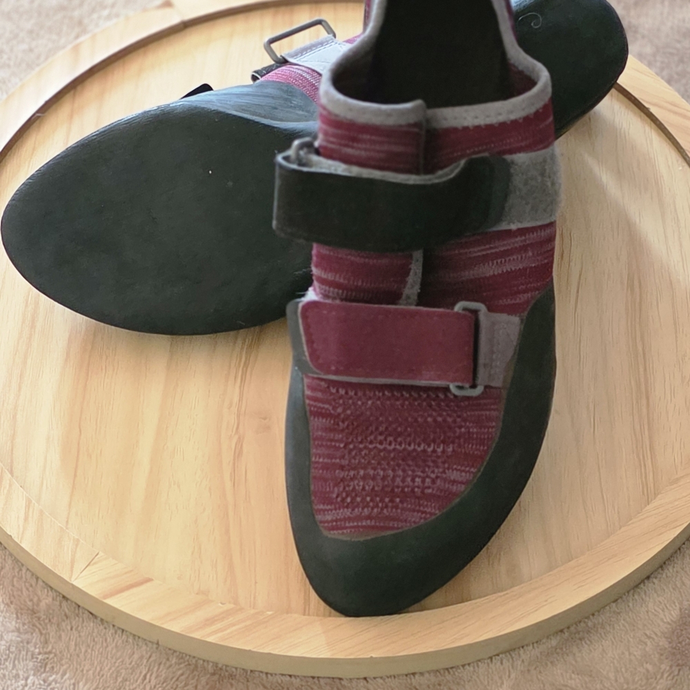 Black Diamond Maroon and Charcoal Athletic Shoes